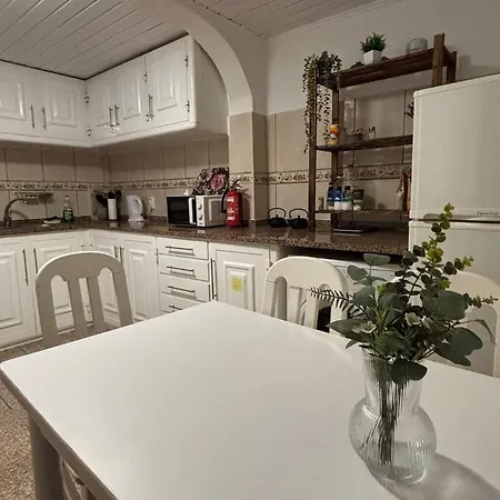 2-bedroom In Santo Antonio